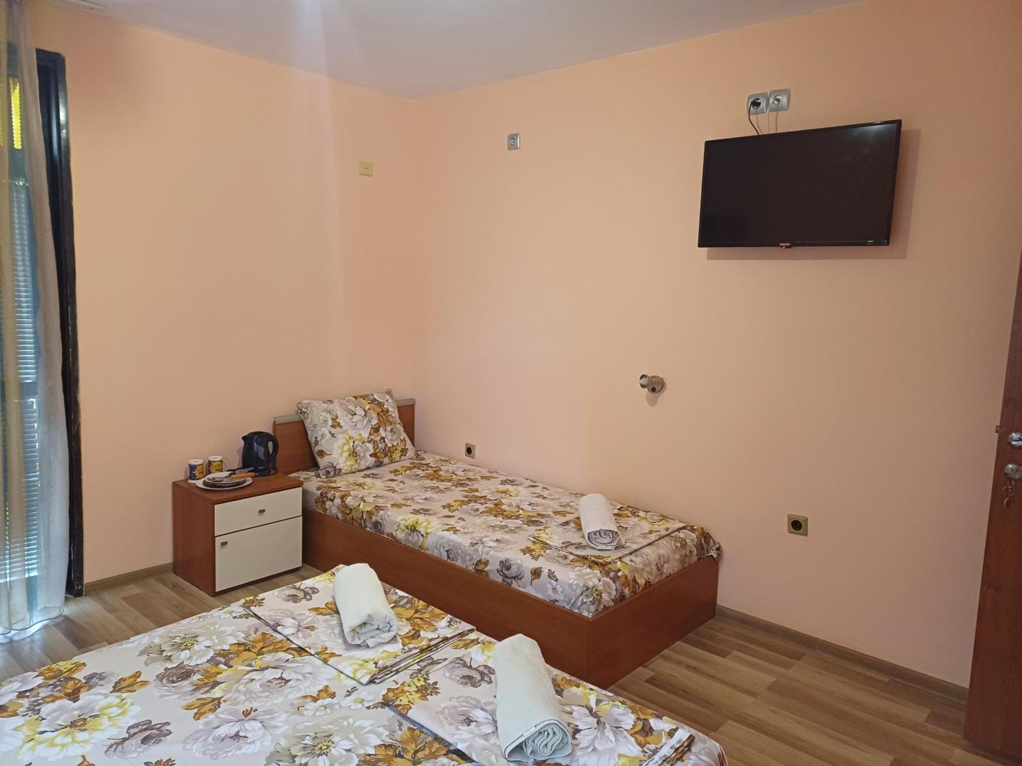 Апартаменти И Стаи За Гости Анхиало Pomorie Eksteriør bilde